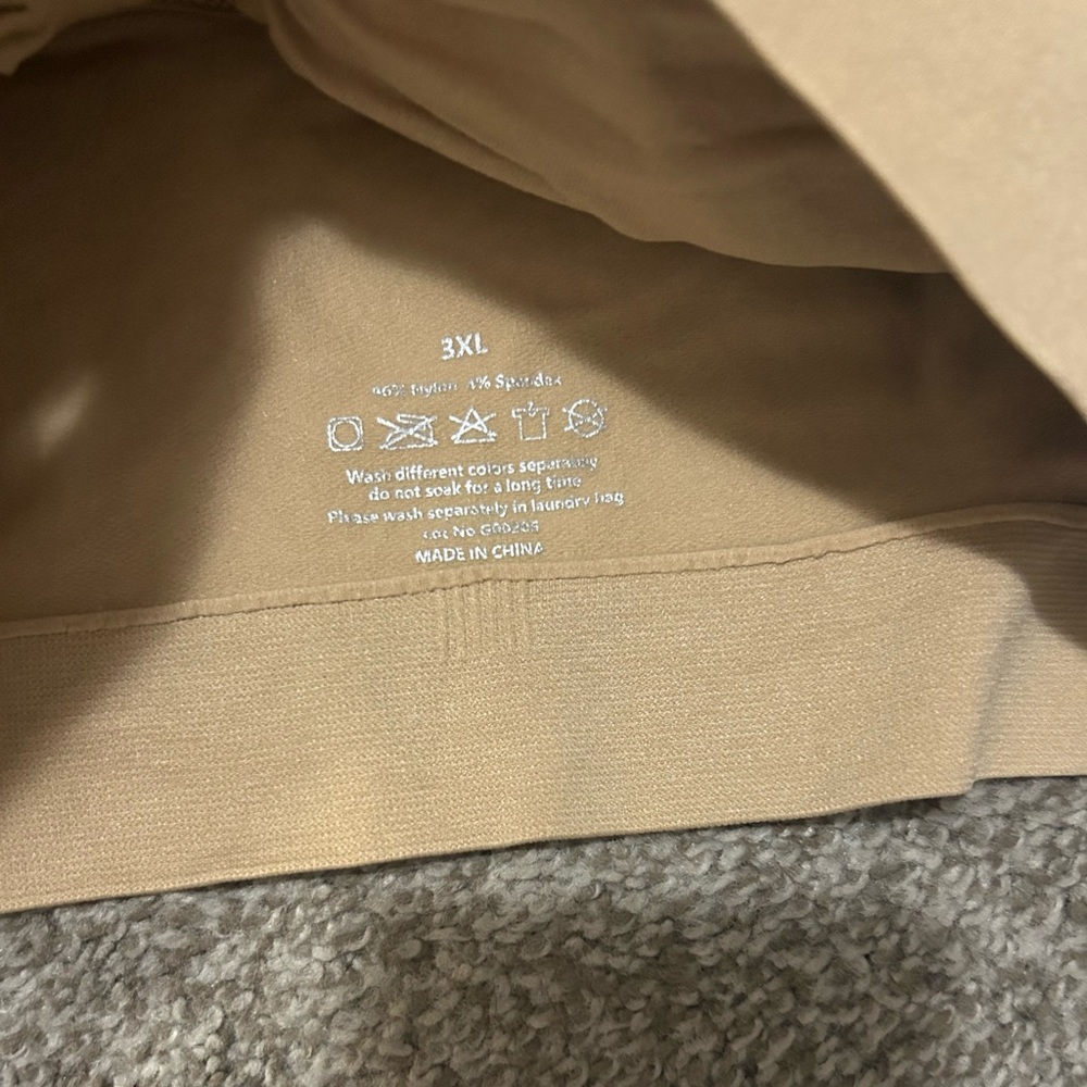 3 Pack Seamless Sports Bras 3 for $23!! - Picture 4 of 5